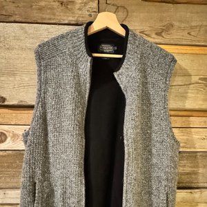 Men's Large Pendleton Washable Wool Vest.